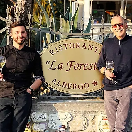 Hotell La Foresta Monteisola *