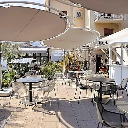Hotell La Foresta Monteisola